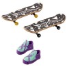 HOT WHEELS SKATE SKATEBOARD DA DITO RETRO + SCARPE 2 PEZZI ASSORTITI 14X21,5 CM